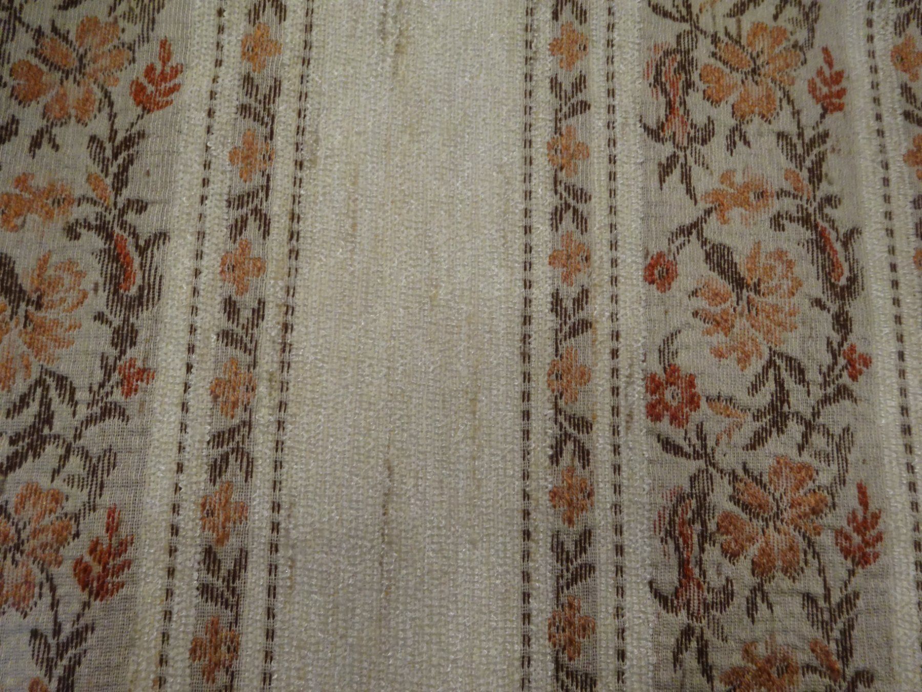 Toutes les décorations: Nappe brillante en coton – Neuf avec emballage d'origine à Biel/Bienne par milamila02 4