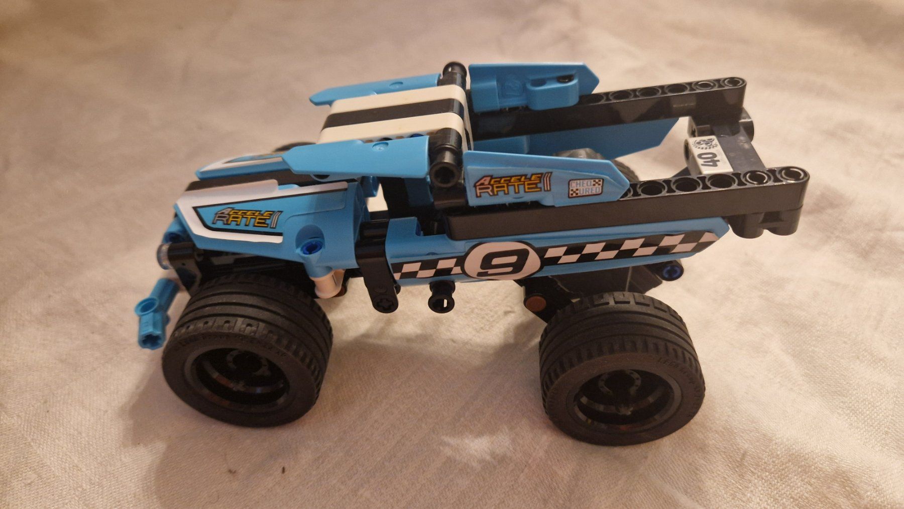 Lego Kit di costruzioni: Lego Technik - Stunt Truck, Nr. 42059 – Usato da Nänikon venduto da kriki 1