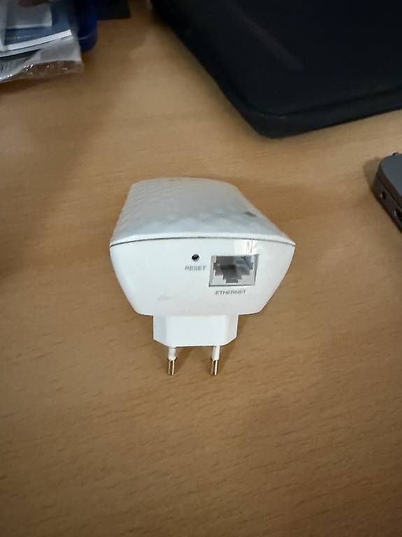 Wlan: TP Link RE200 WLan Verstärker – Gebraucht aus Basel von bap_7kpp 2