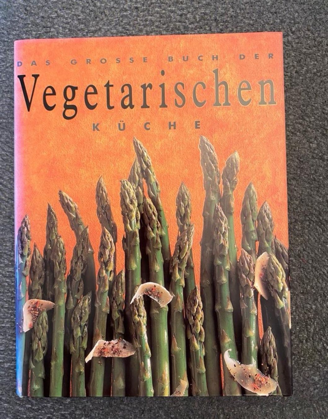 Libri: Vegetarische Küche - Das grosse Kochbuch – Nuovo (secondo la descrizione) da Zürich venduto da Pokiemon