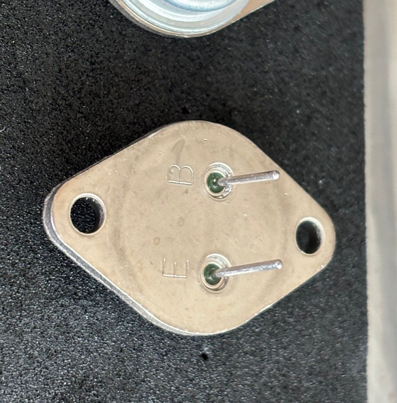 7 Stück LM309K Lineare Spannungsregler TO3 , 1A 5V Out. (Neu (gemäss ...