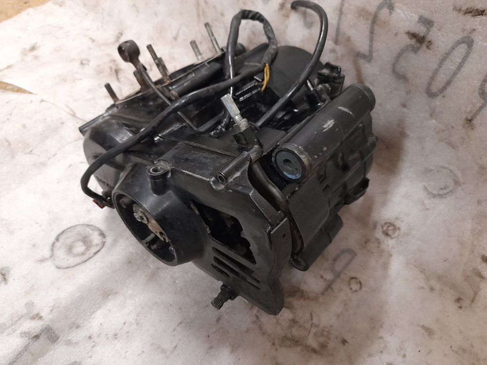 Suzuki RG 125 Gamma moteur, motor (Gebraucht) in Fey für CHF 150 – nur ...