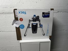 Tacx Flow Smart T2240 Rollentrainer  Zwift, wie neu