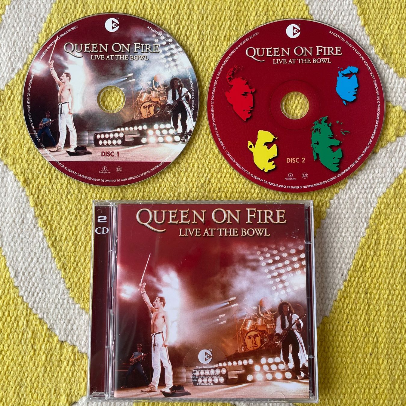 CDs: QUEEN-2CD LIVE AT THE BOWL 5.JUNI 1982 – D'occasion à Rorschacherberg par CD-Roli