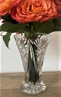 hübsche Vase / Glas