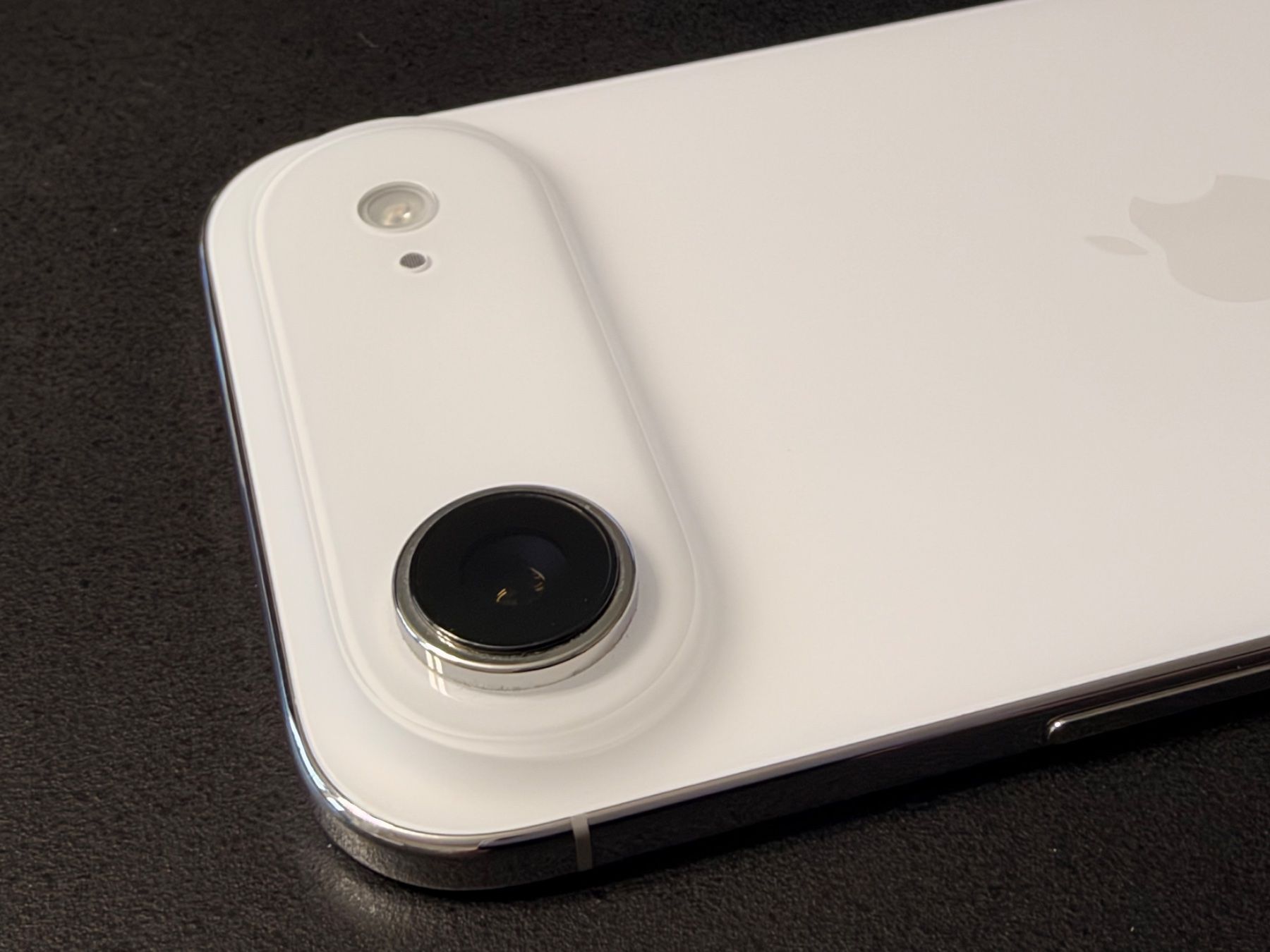 Apple Handys / Smartphones: Apple iPhone Air, Cloud White, 256GB – Gebraucht aus Pratteln von Swisschrigi 3