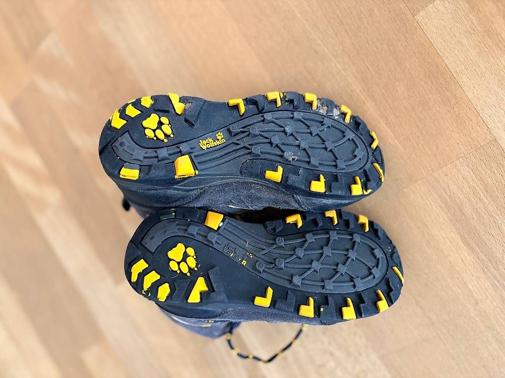 Chaussures garçon: Wanderschuhe Jack Wolfskin 30 – D'occasion à Stans par Claudia_ 1