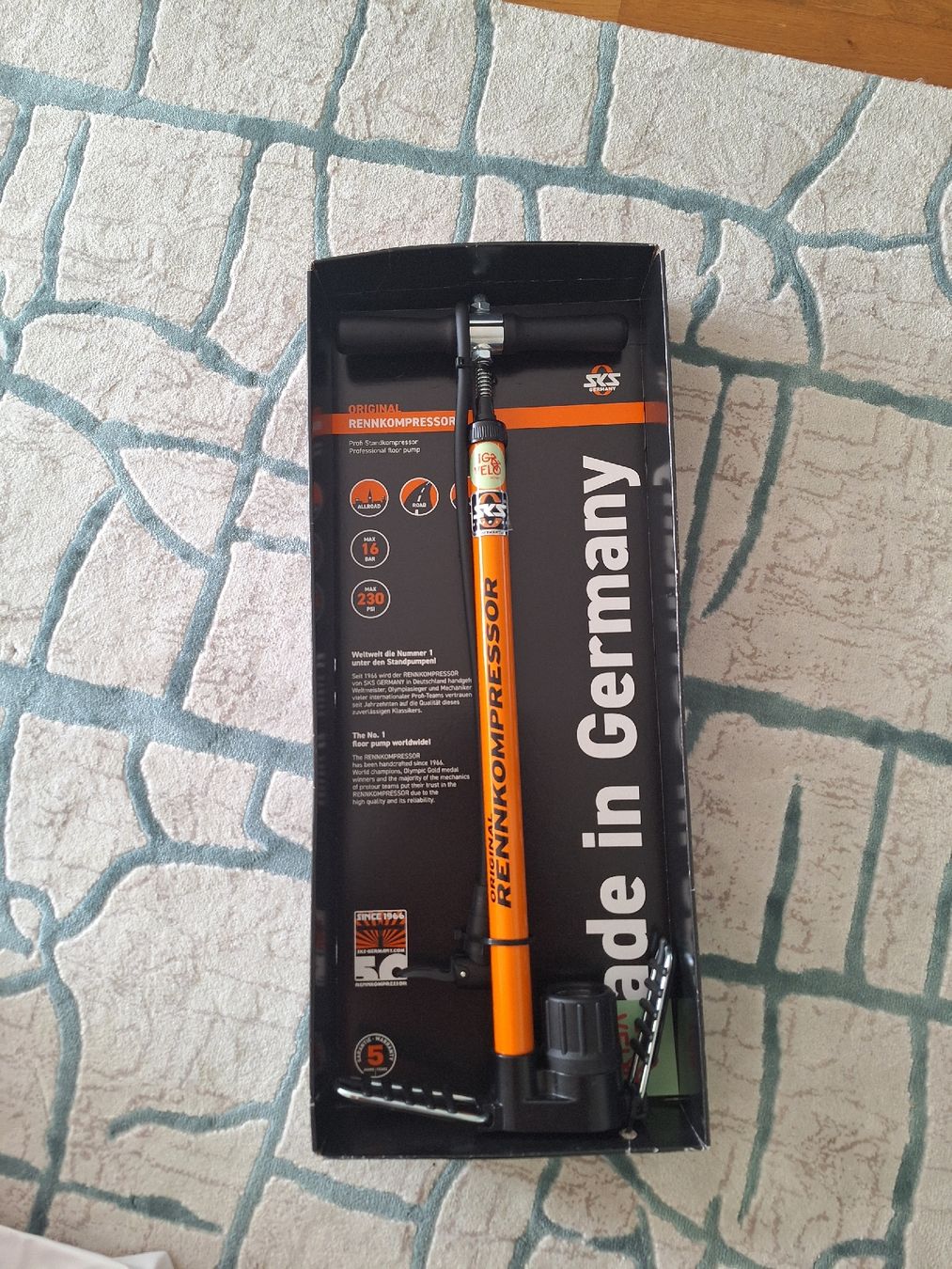 Pompe: Original Rennkompressor Pumpe, Made in Germany – Nuovo e nell'imballaggio originale da Brunnen venduto da ser_v7gt