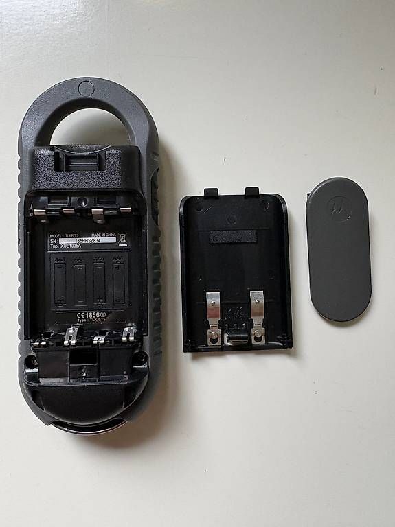 Motorola Radiocomunicazione: Funkgerät Motorola TLKR T5, 2 Geräte – Nuovo (secondo la descrizione) da Adligenswil venduto da Johnsepia 2