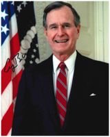 GEORGE BUSH sen. (ex US-Präsident) handsigniert 20x25cm COA