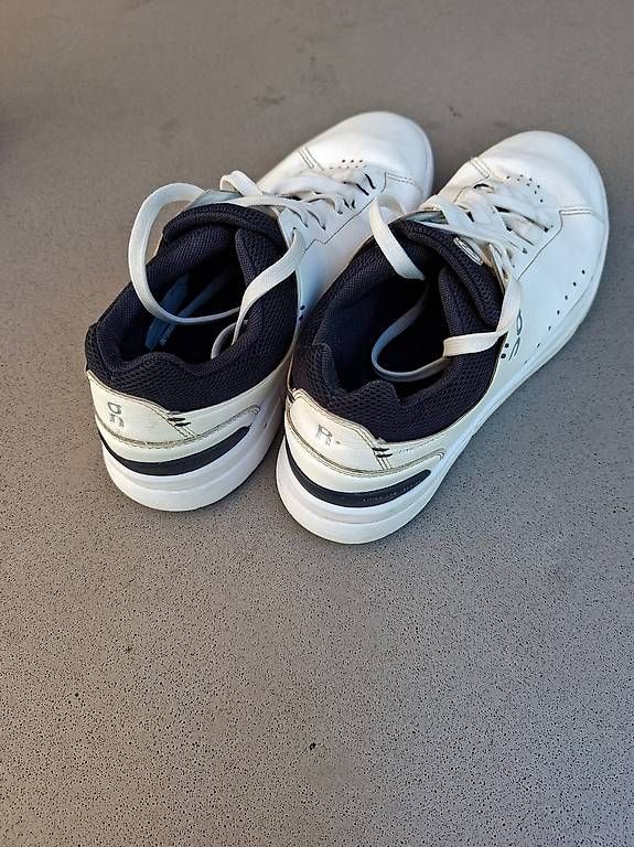 Damenschuhe: Roger Federer ON Turnschuhe Gr 40 – Gebraucht aus Langenthal von Swissrunner 2