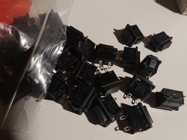 28 Stk Drucktaste Pushbutton Switch 2A schwarz - Obsolete