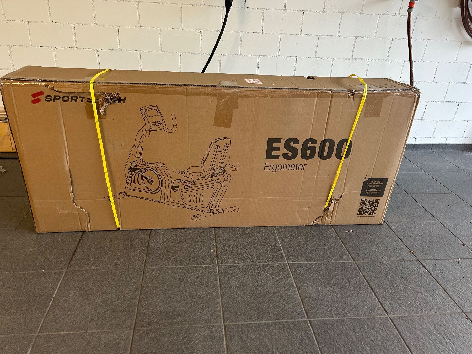 Sportstech Hometrainer: Sportstech ES600 Ergometer Heimtrainer originalverpackt – Nuovo e nell'imballaggio originale da Wollerau venduto da rom_y6qz
