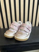 Sneaker Zara Gr.23