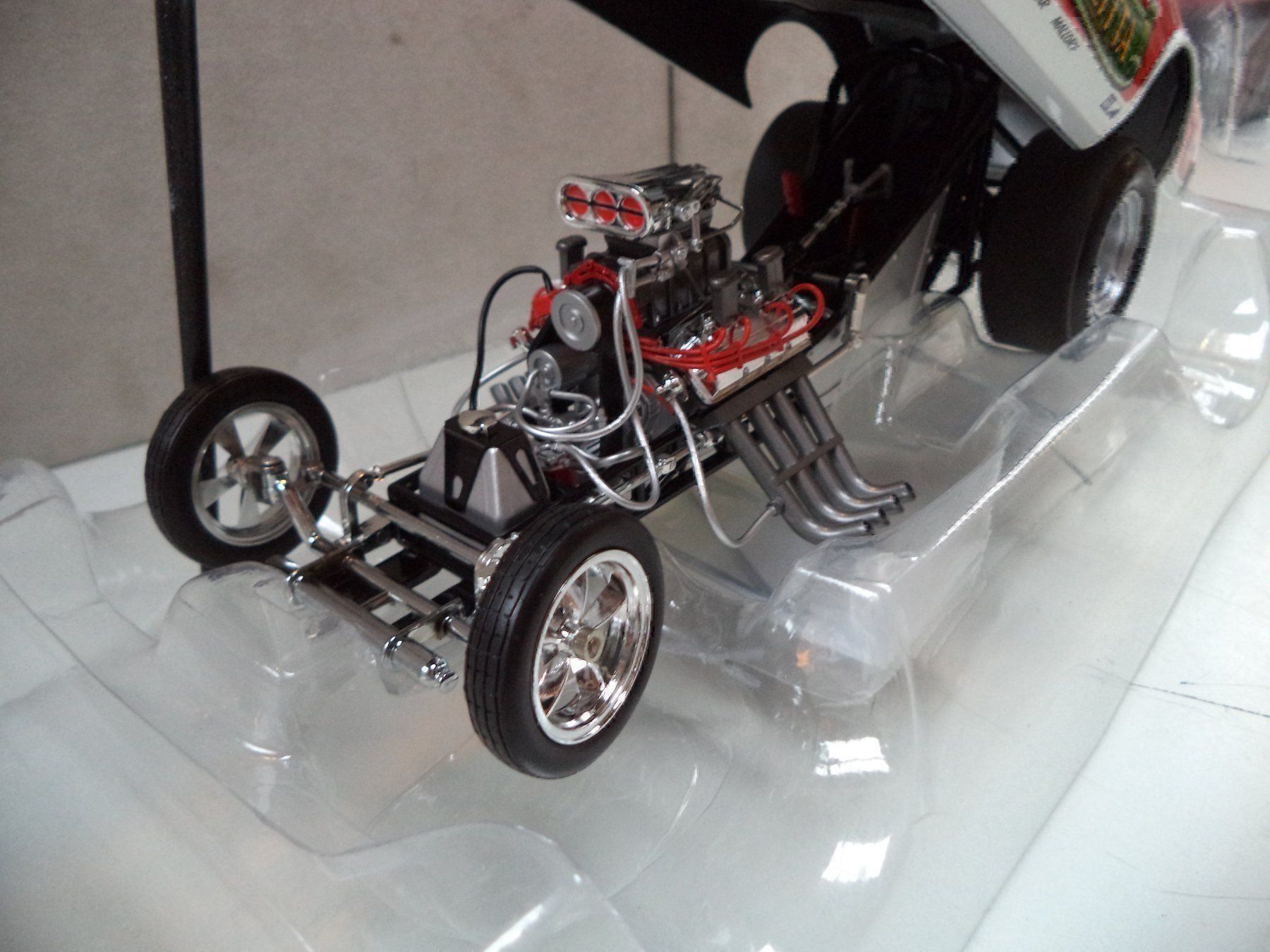 Modellini d'auto: auto world – Nuovo e nell'imballaggio originale da Rieden AG venduto da Wirth03