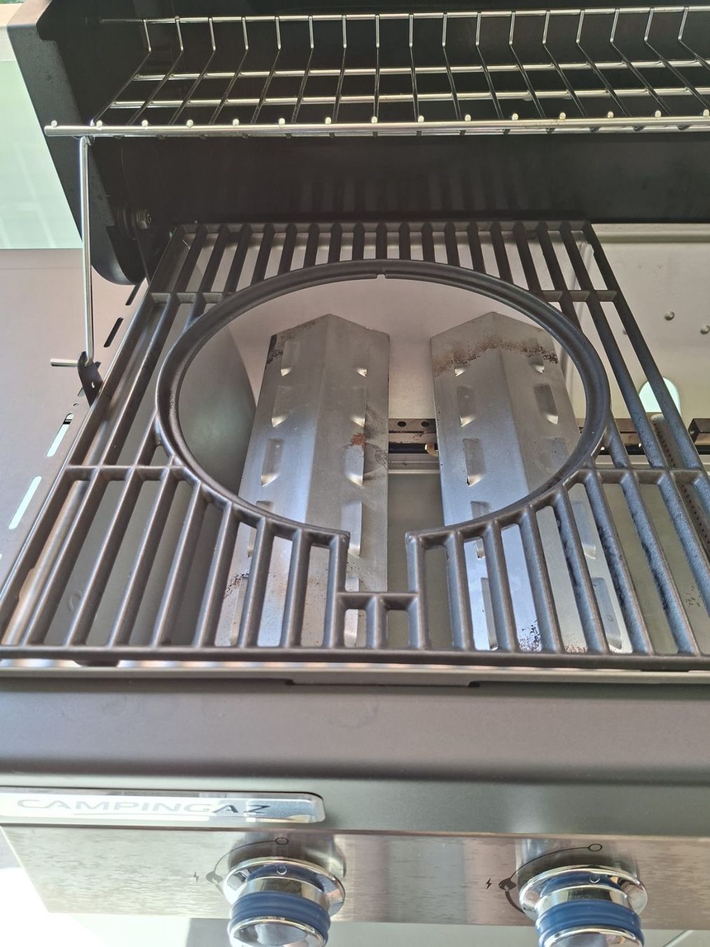 Griglie: BBQ 4 Series Classix LXS – Usato da Küttigen venduto da Salento90 2
