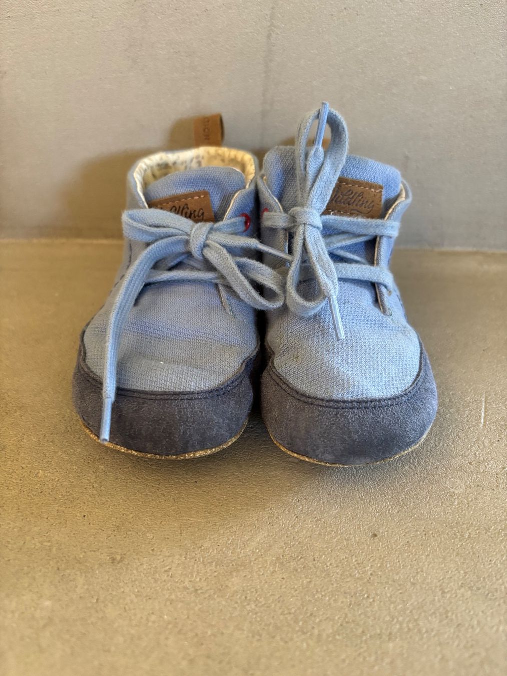 Wildling Chaussures garçon: Wildling Kul - EU 22 – D'occasion à Davos Dorf par maela_17
