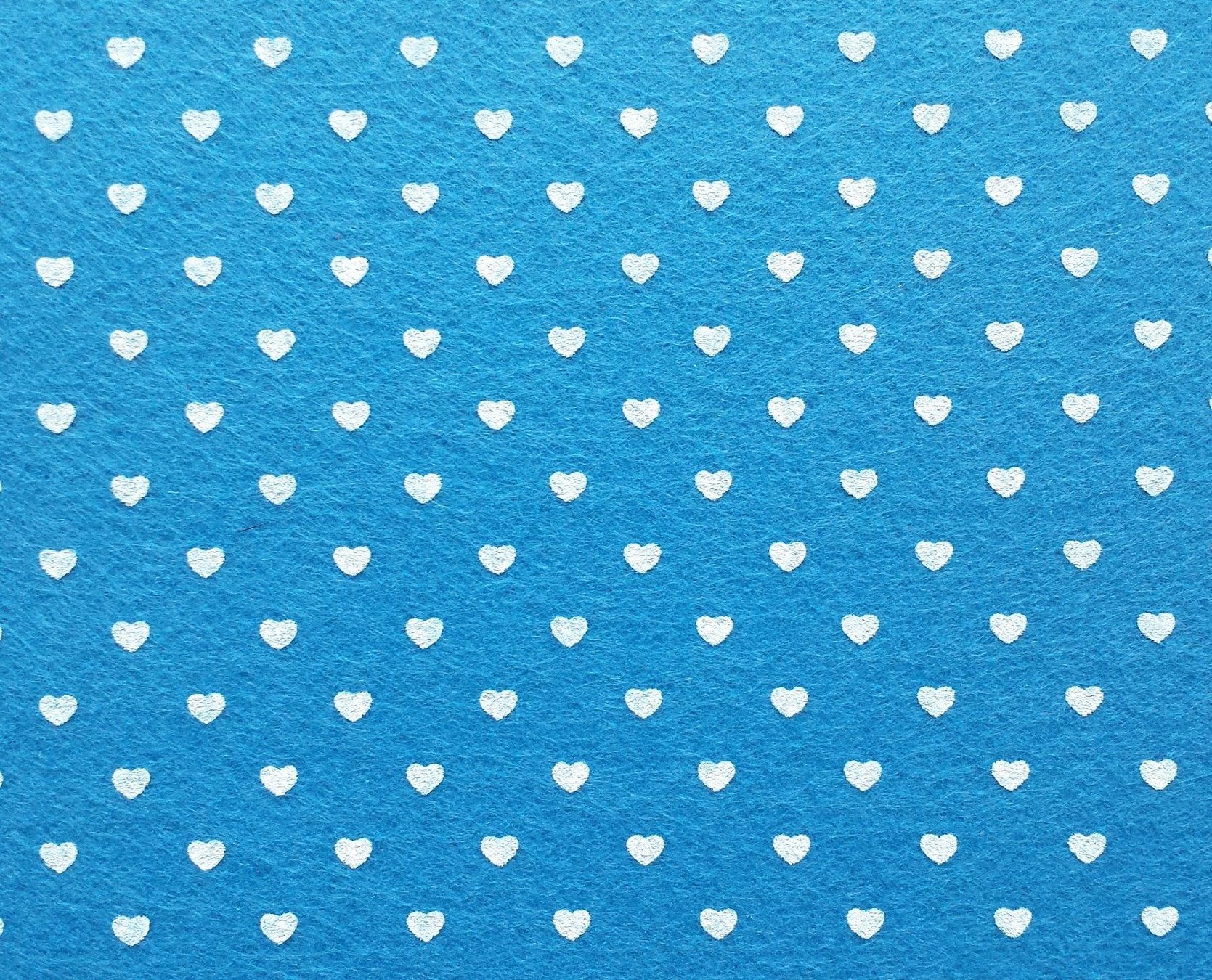 Tessuti: Bastelfilz mit Herzenmuster, 30x30 cm – Nuovo (secondo la descrizione) da Langenthal venduto da flowersNbirds