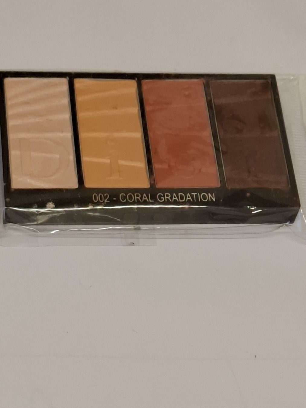 Dior Make-up: Palette Dior Coral Gradation 002 – Nuovo (secondo la descrizione) da Zürich venduto da Irene000