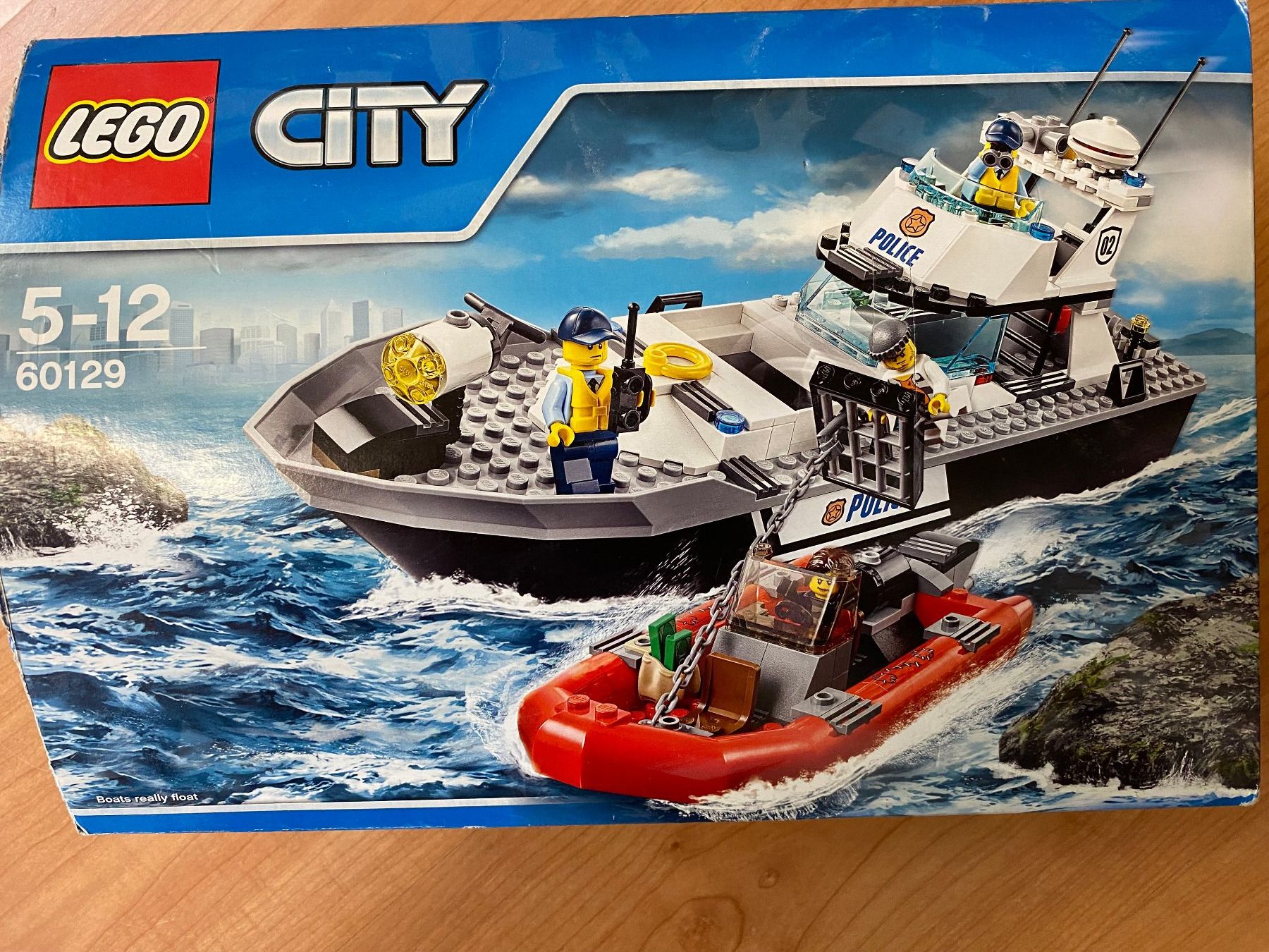 Lego Kit di costruzioni: Lego 60129 Polizeischiff und Räuberboot – Usato da Gunzwil venduto da veit01
