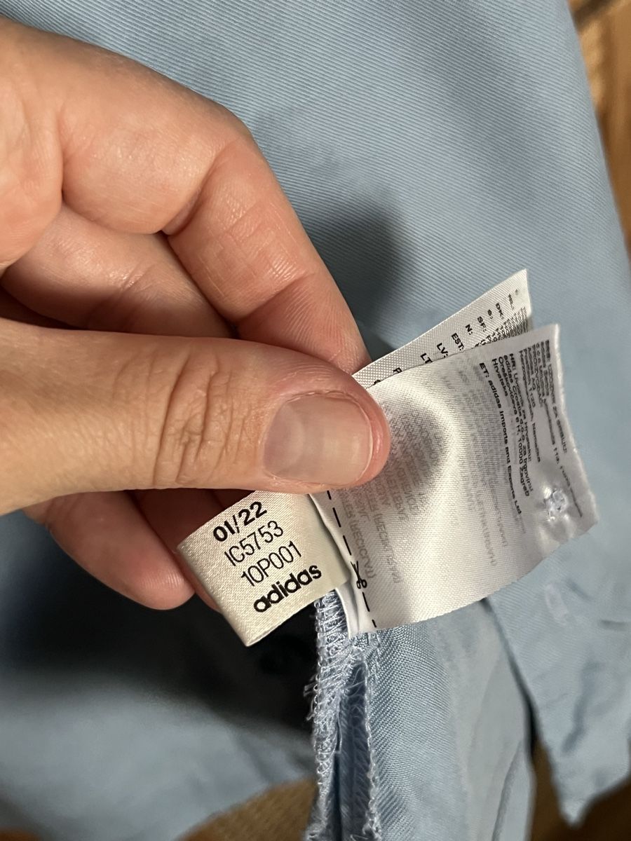 Adidas T-shirt: adidas Originals SAMPLE IC5753 Hemd – Usato da Luzern venduto da closettheory 7