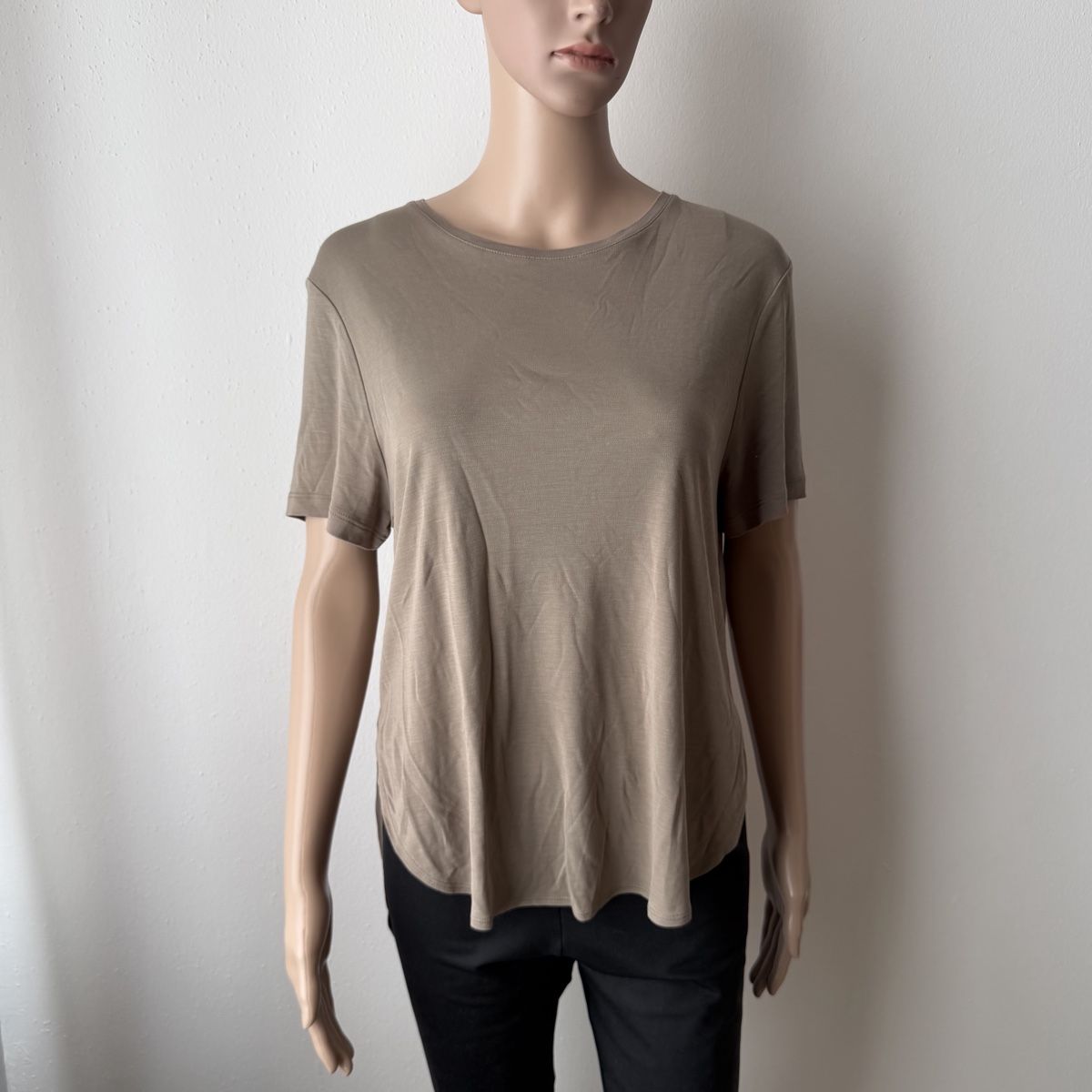 T-shirt: DAGMAR T-Shirt 🤎 – Usato da Zürich venduto da ClosetQueen 1