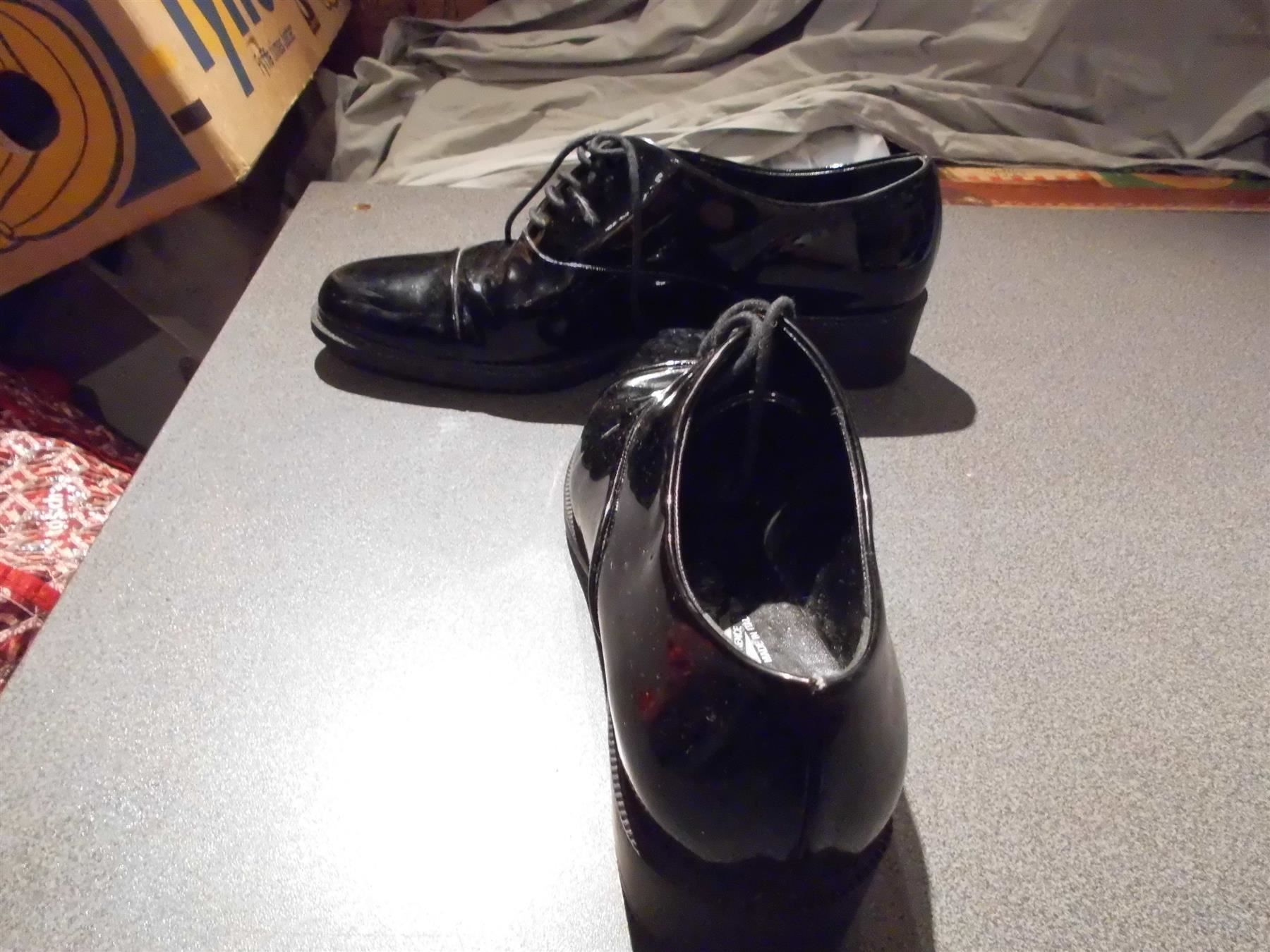 Salvatore Ferragamo Scarpe da donna: Halbschuh Grösse 7 1/2 Ferragamo, schwa – Usato da Zürich venduto da abraxas1291 1