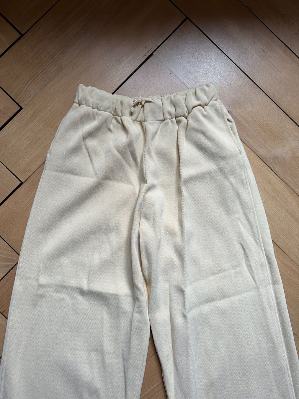 Zara Completi & Tailleur: ZARA - Zweiteiler hellgelb pastellfarben M – Usato da Zürich venduto da Diazaio 4