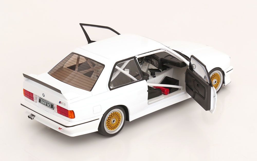 Solido Voitures modèles: 1:18 BMW M3 E30 Race Ready Solido – Neuf avec emballage d'origine à Baar par Cai 3