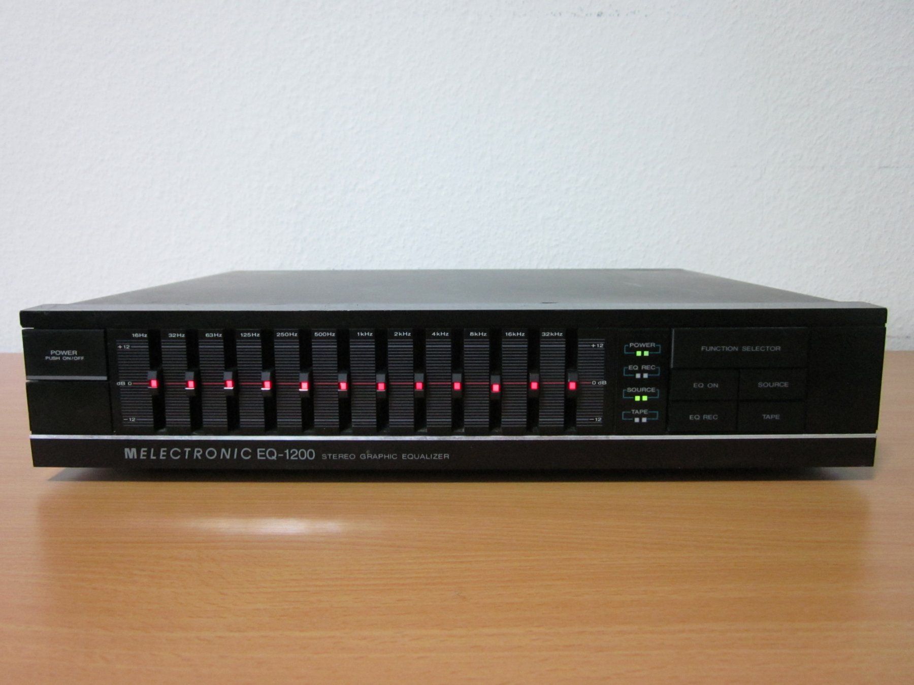 Equalizer: Melectronic EQ-1200 (Égaliseur) – Gebraucht aus Epalinges von Batis82
