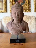 Indische Gottheit, Shiva, indische Mathura-Kunst auf Sockel