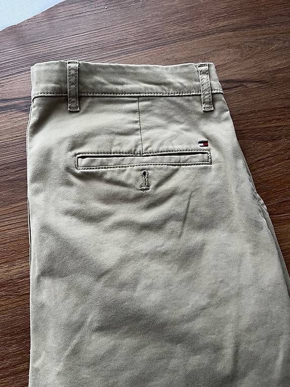 Tommy Hilfiger Pantaloni: Tommy Hilfiger Chinohose Beige – Usato da Sursee venduto da dok_bz9b 3
