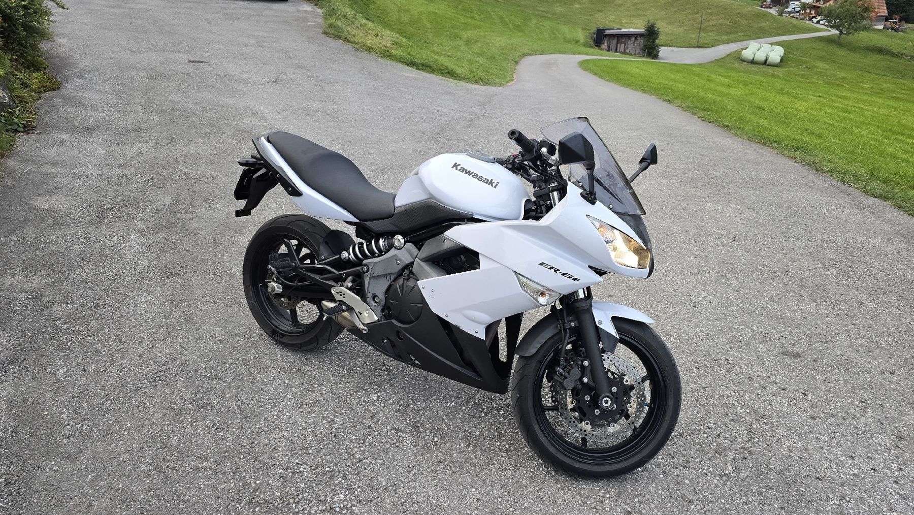 Kawasaki Strasse: Kawasaki ER-6f – Gebraucht aus Bühler von elia35
