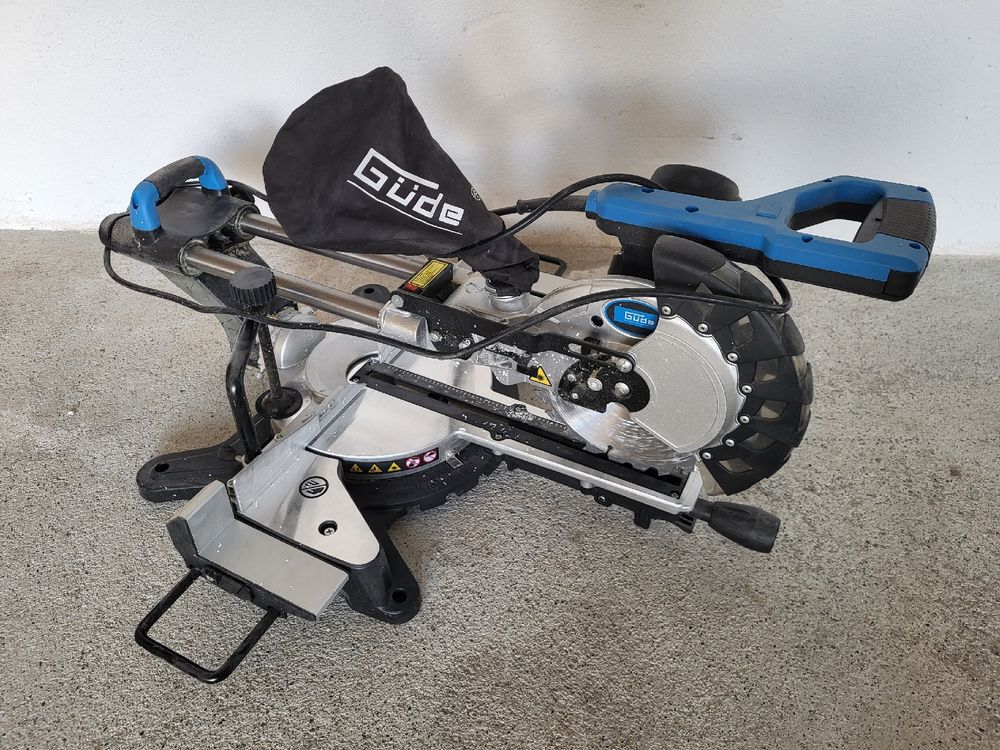 Sega Circolare Güde GRK 2134.1 BSL | 1500 W, Taglio Con Laser E Guida Radiale A Sfera | Tavolo Ampio E Testa Orientabile