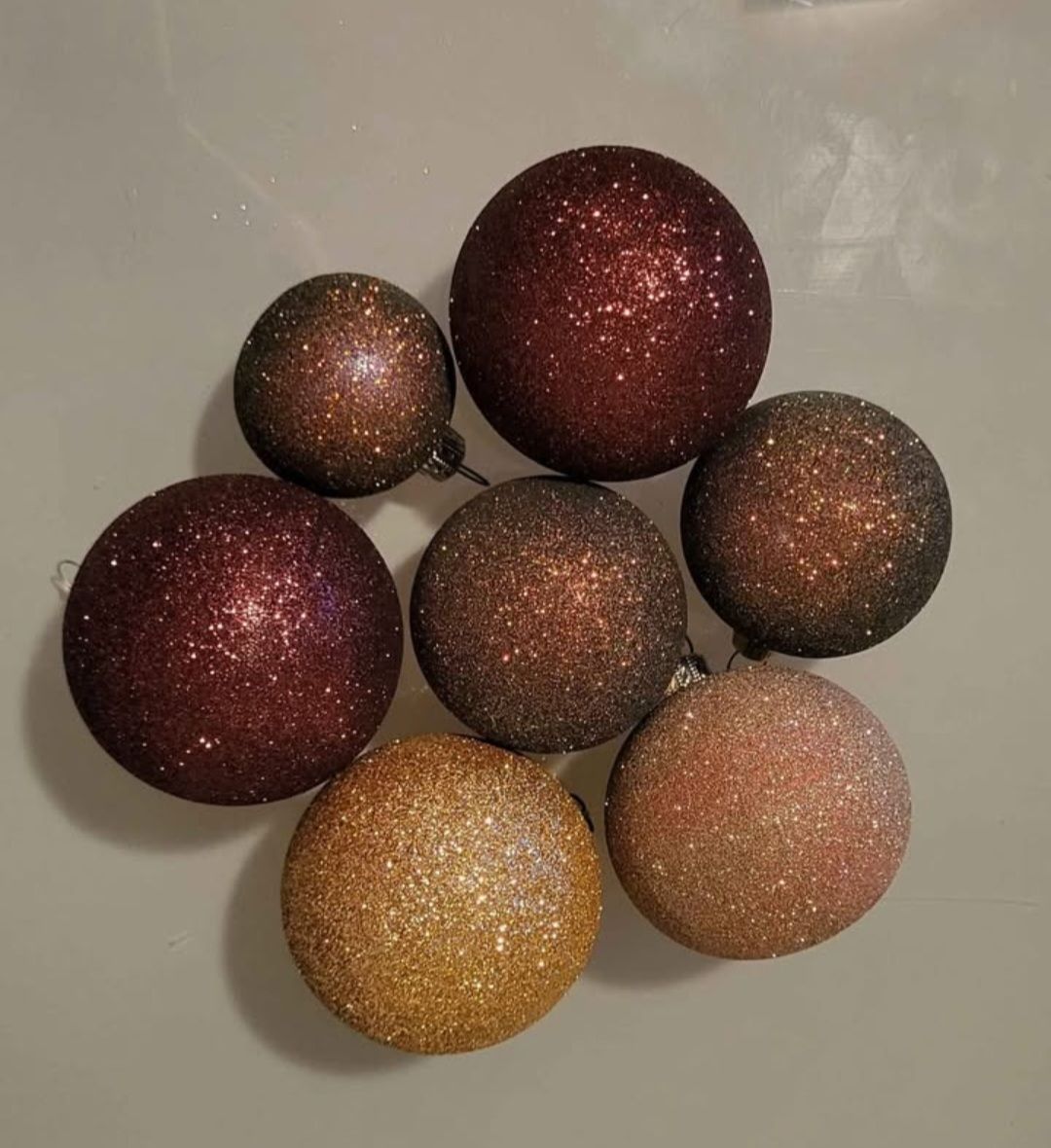 Alle Dekorationen: Christbaumkungeln – Gebraucht aus Muttenz von MIBLADA