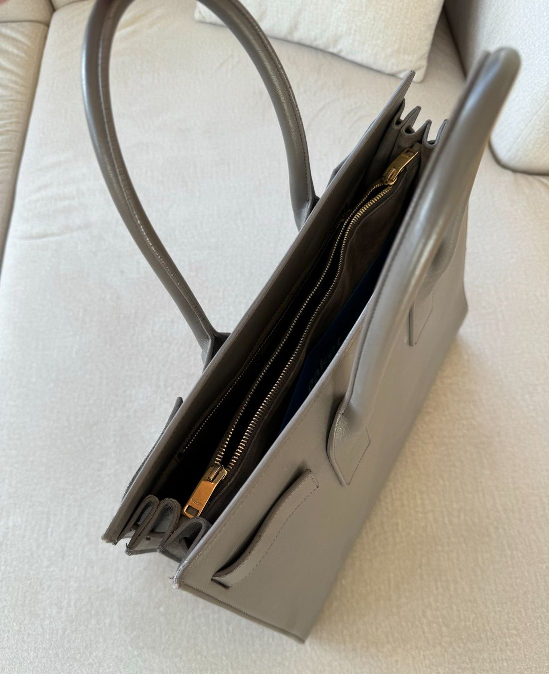 Saint Laurent Borse da donna: Saint Laurent Sac de jour – Usato da Zumikon venduto da nana_5k9m 4