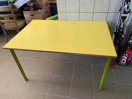 Table et 2 chaises enfant