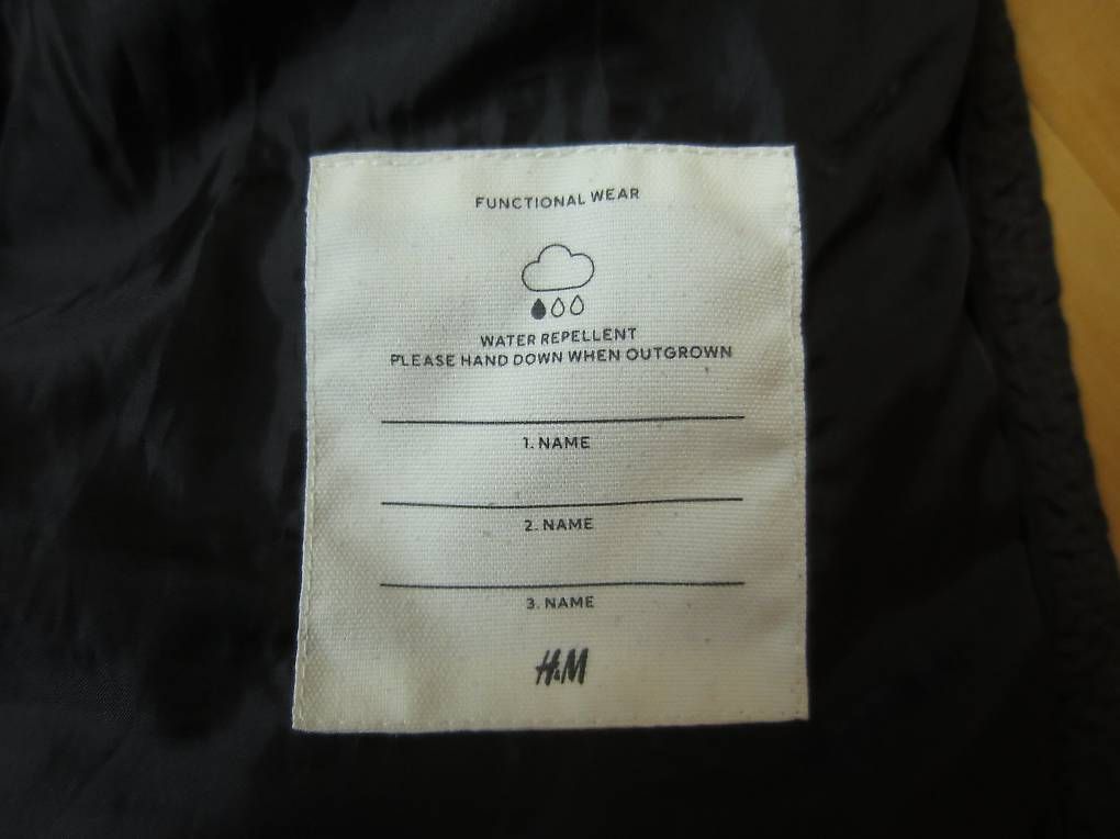 H&M Altro abbigliamento per bambino: Kinder Steppweste / Gilet, schwarz, Grösse 110 – Usato da Zürich venduto da Furgers 4