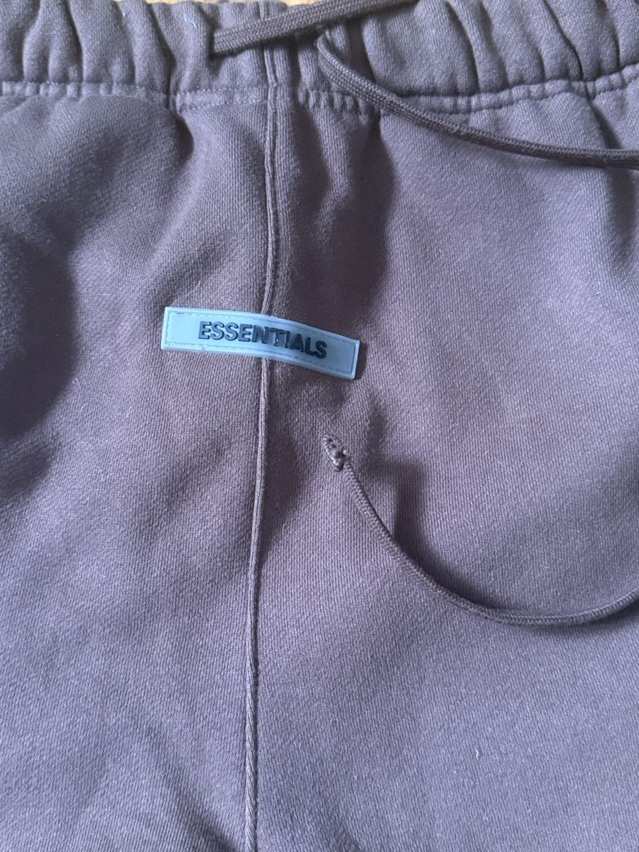 Pantaloni: FOG Essentials Brown Sweatpants tg. S – Usato da Pully venduto da football_shirts 1
