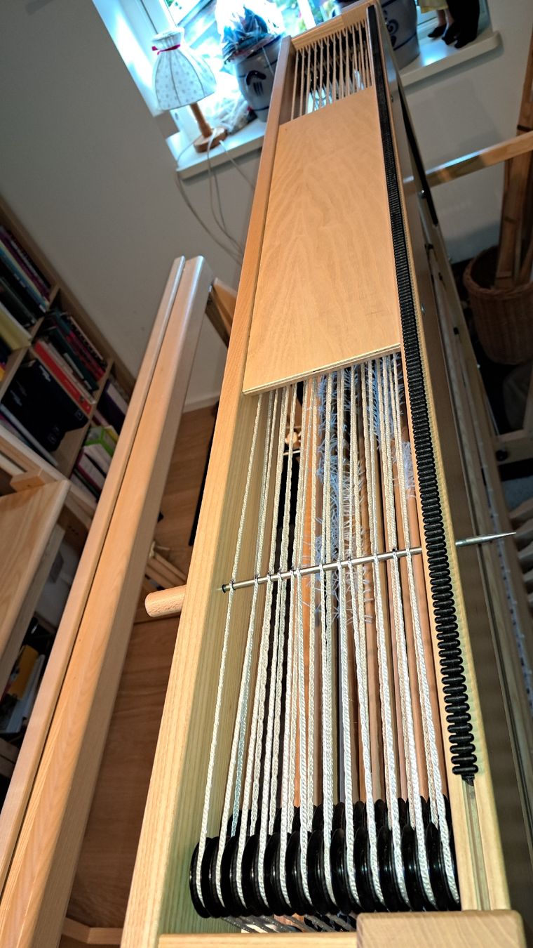 Telai per tessitura: Webstuhl Louet Delta 130 cm – Usato da Tann venduto da christinaH010203 3