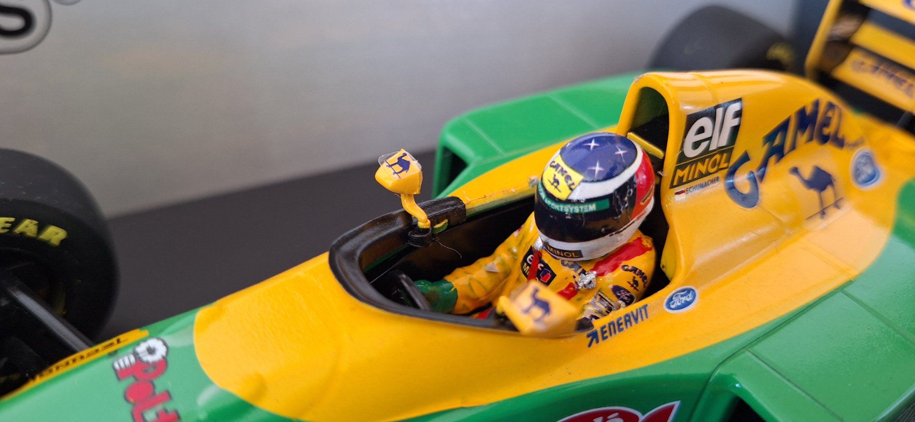 Benetton Modellautos: Benetton B193 F1 Michael Schumacher mit Killer Loop 1:18 – Gebraucht aus Rebstein von Type25 4