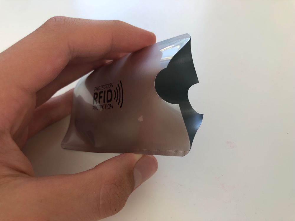 VULKIT RFID Sperrkarten 2er Pack - NFC Blocker Für Kreditkarten & Ausweise