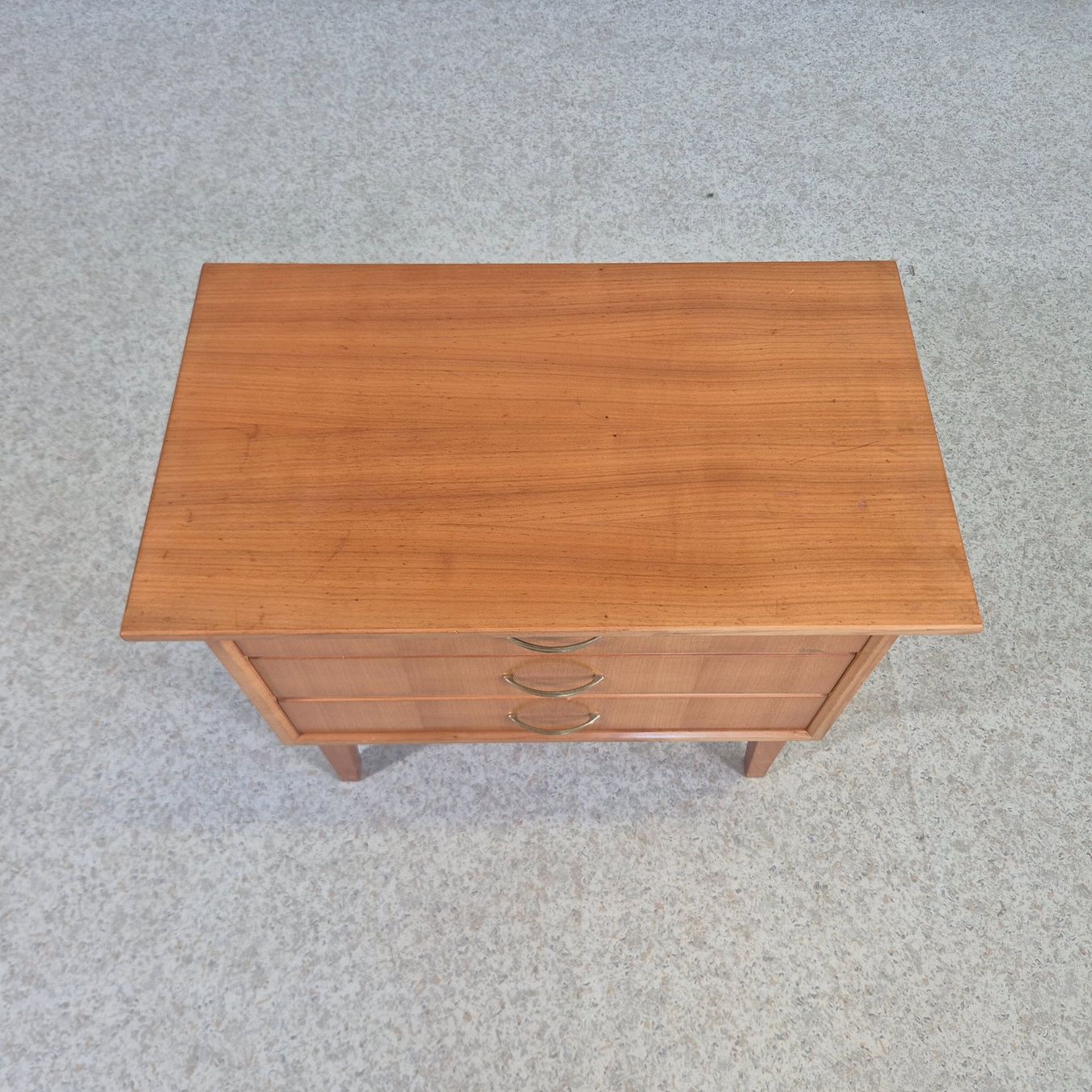 Tables de nuit: 60s Night-Stand Nachttisch Schubladenkommode Holz Kommode – D'occasion à Nottwil par Wondewa-Shop 8
