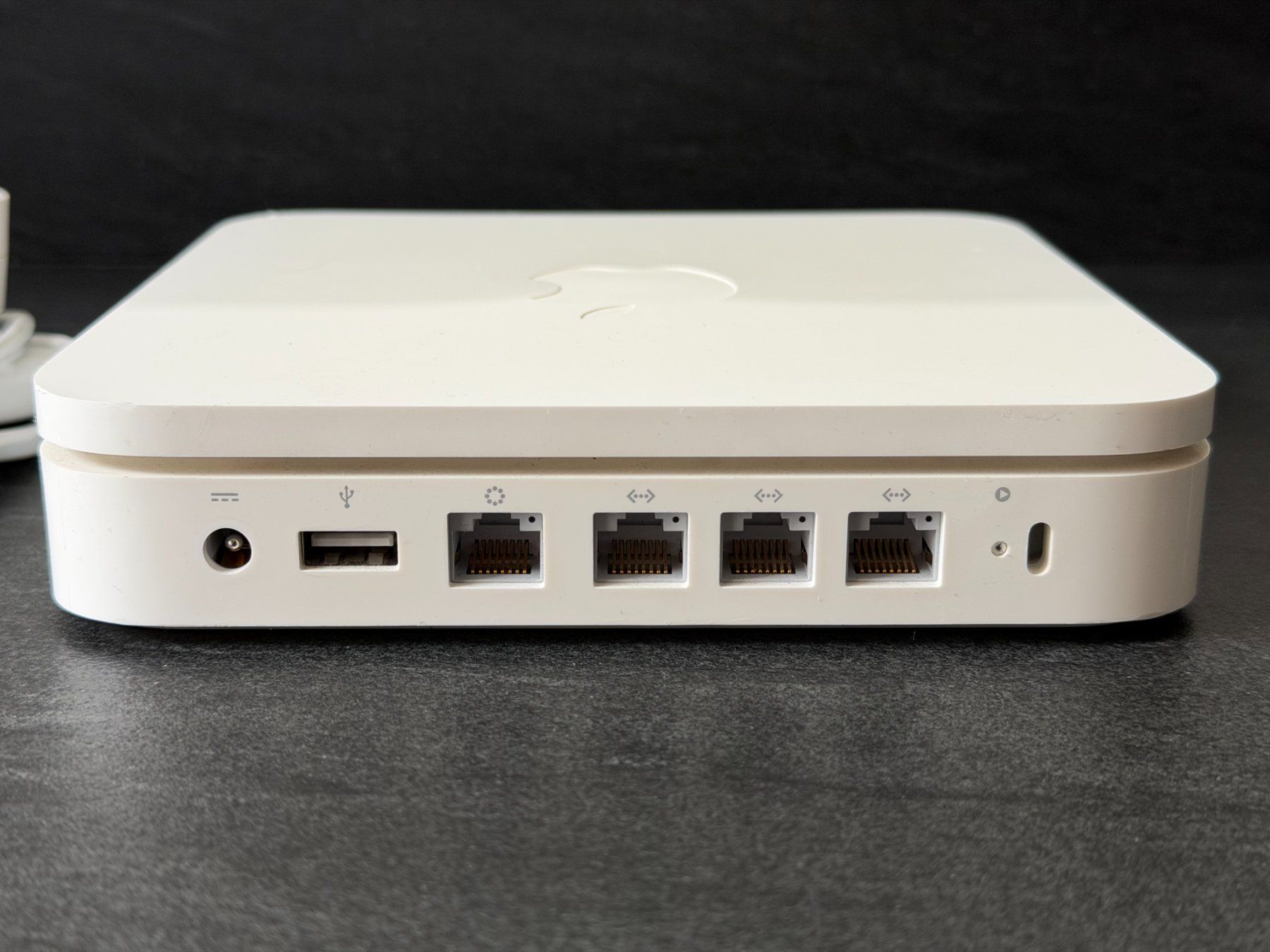 Apple Modem & Router: Airport Extreme Base Station – Usato da Renens VD venduto da BastienGenoux