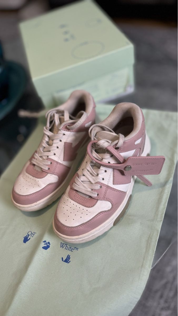 Off-White Scarpe da donna: Off-White | Out of Office Sneaker | Gr.36 – Usato da Kilchberg ZH venduto da nad_6dwp 1