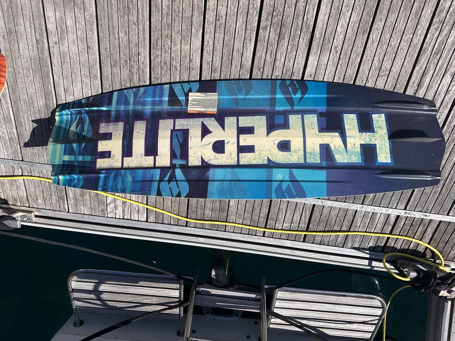 Hyperlite Planches de surf: Hyperlite Wakeboard (145cm) – D'occasion à Oetwil an der Limmat par boardingch 1