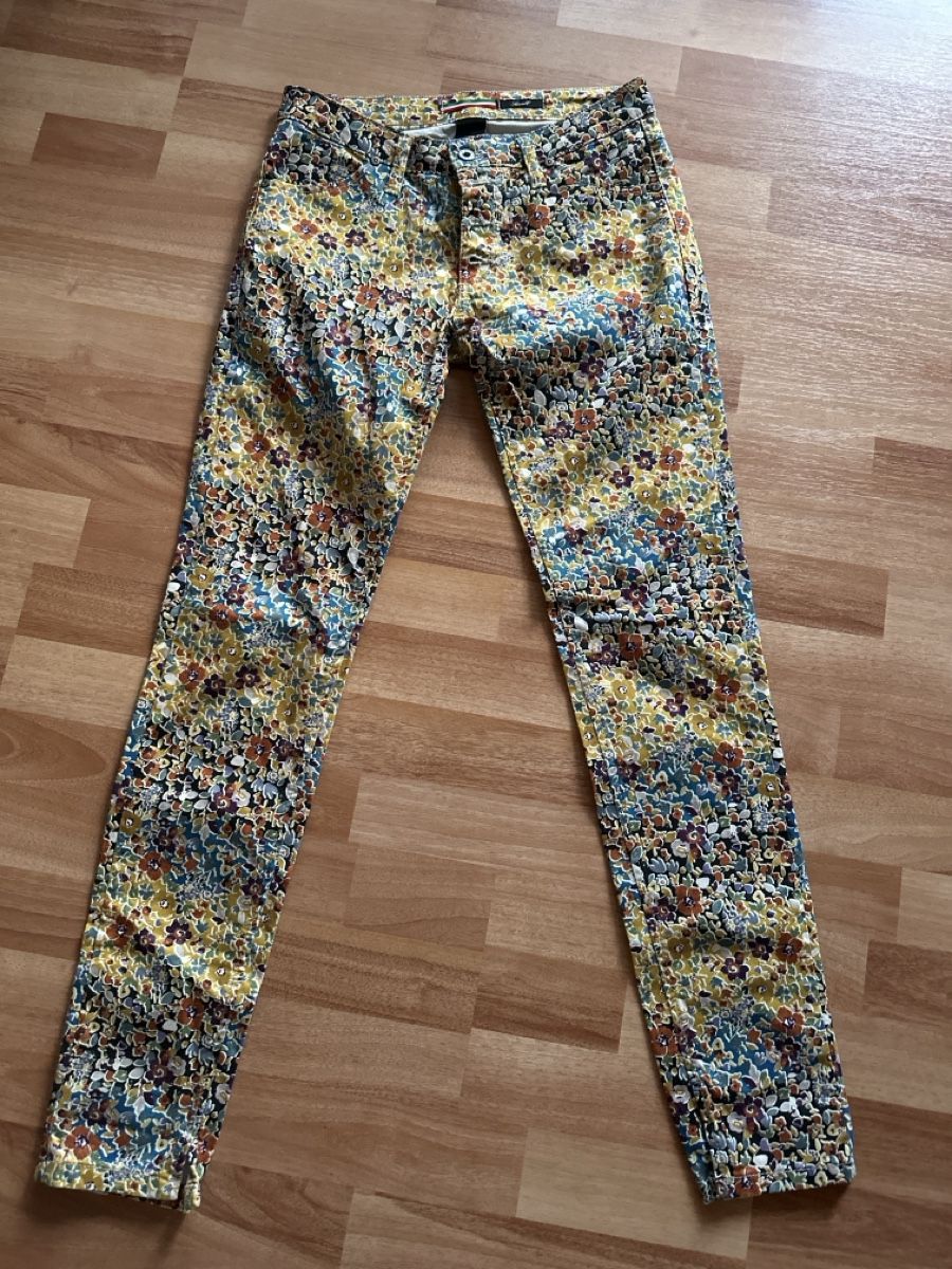 Please Jeans Pantaloni: Please Hose, Gr. S, einf.Bundweite ca. 36 cm – Usato da Wald AR venduto da sim_m9vw