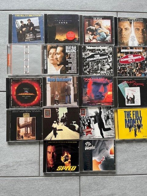 CD: CD Sammlung Filmmusik mit 18 CDs – Usato da Uster venduto da Subi7