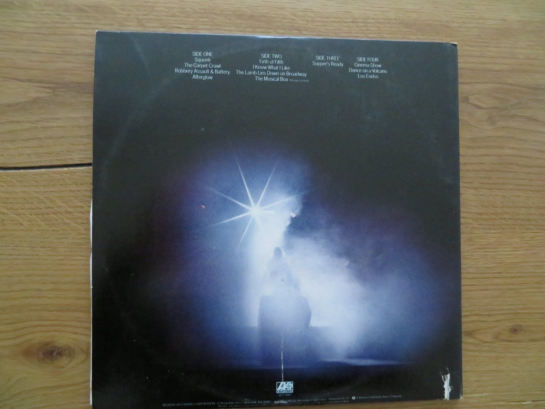 Dischi in vinile: GENESIS2LPS SECONDS OUT – Usato da Zürich venduto da max_cp5f 2