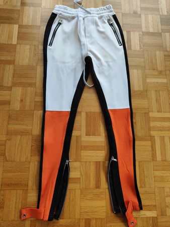 pantaloni tuta